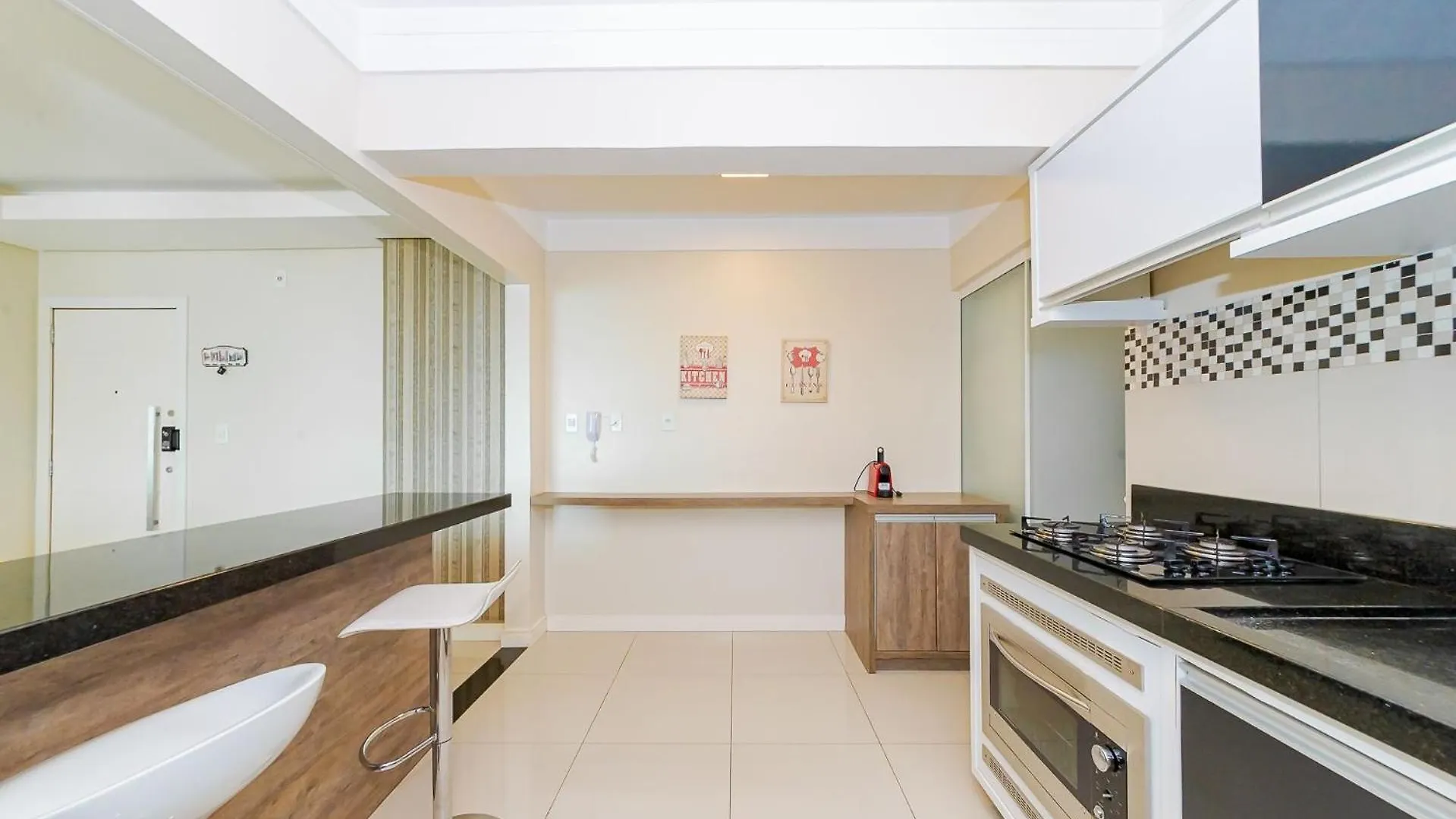 3 Suites Linda Vista Da Orla De Bc A 50M Da Praia - Somente Familiares Balneário Camboriú Βραζιλία